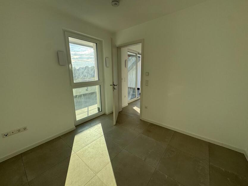 Neubau Eppingen - 2 Zi. mit Loggia, EBK, Keller, Aufzug zimmer