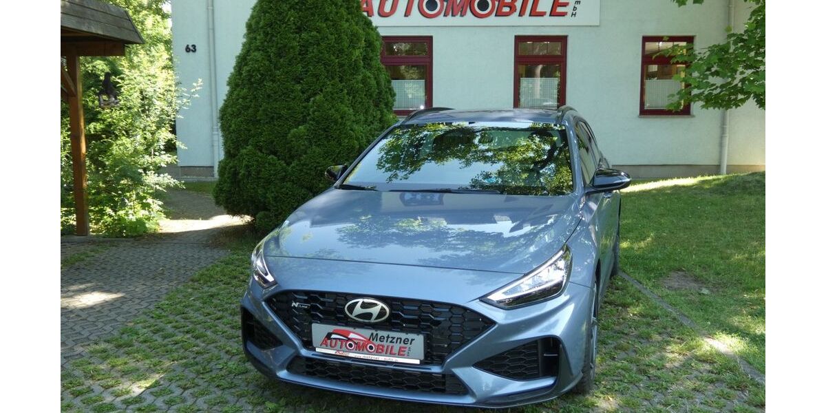 Hyundai i30 2.500 km 24.790 &euro; Zwickau 08056