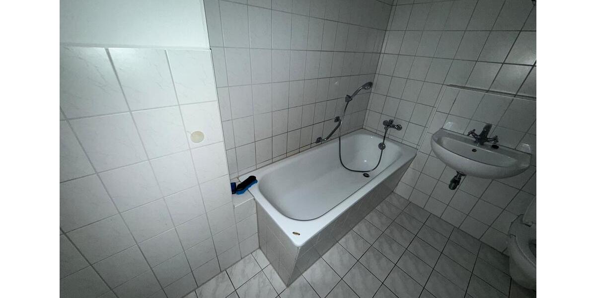 Tolle 3-Raum-DG-Wohnung mit herrlichem Blick über Greiz 3 zimmer