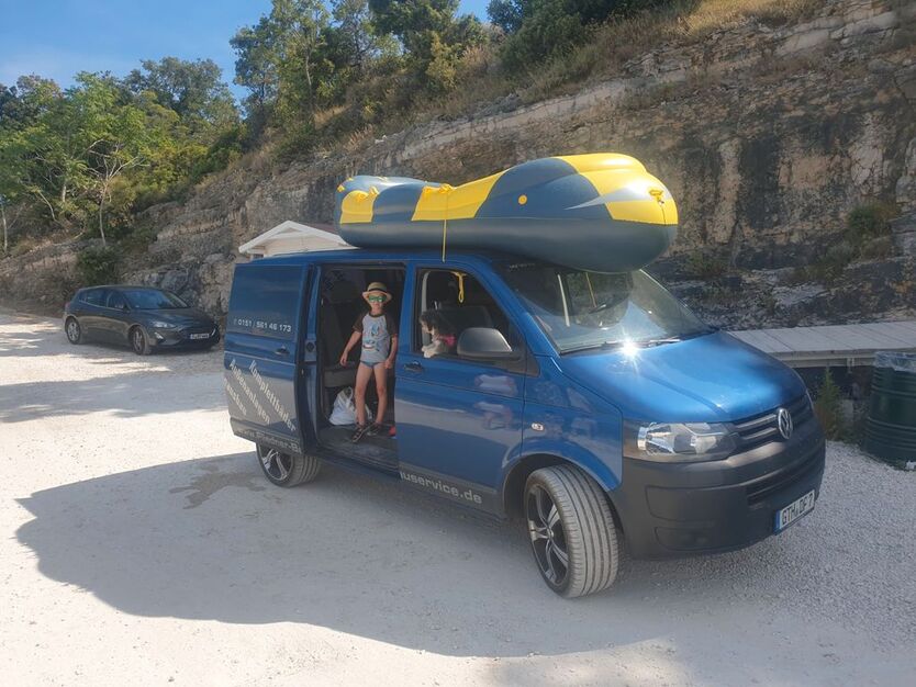 VW T5 Transporter 185.000 km 14.999 € Drei Gleichen 99869