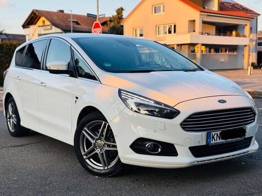 S-Max
