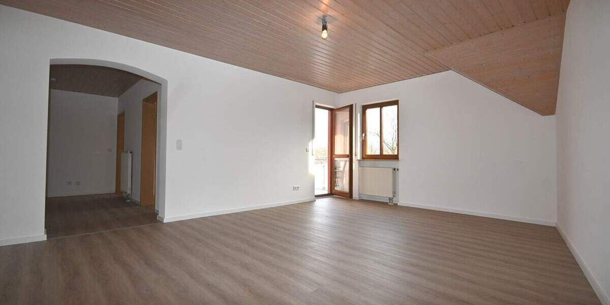 Etagenwohnung Neumarkt-Woffenbach Woffenbach - 3 Zimmer, 82 m&sup2;, 925&euro; | Angebot:25355679