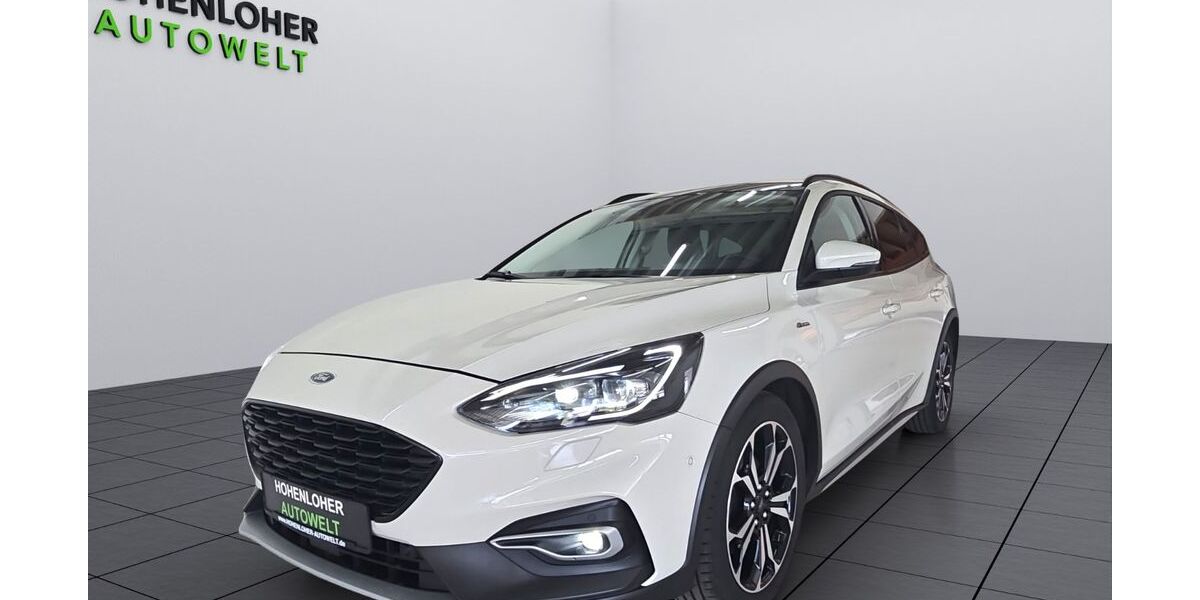 Ford Focus 92.613 km 17.980 &euro; Ilshofen 74532