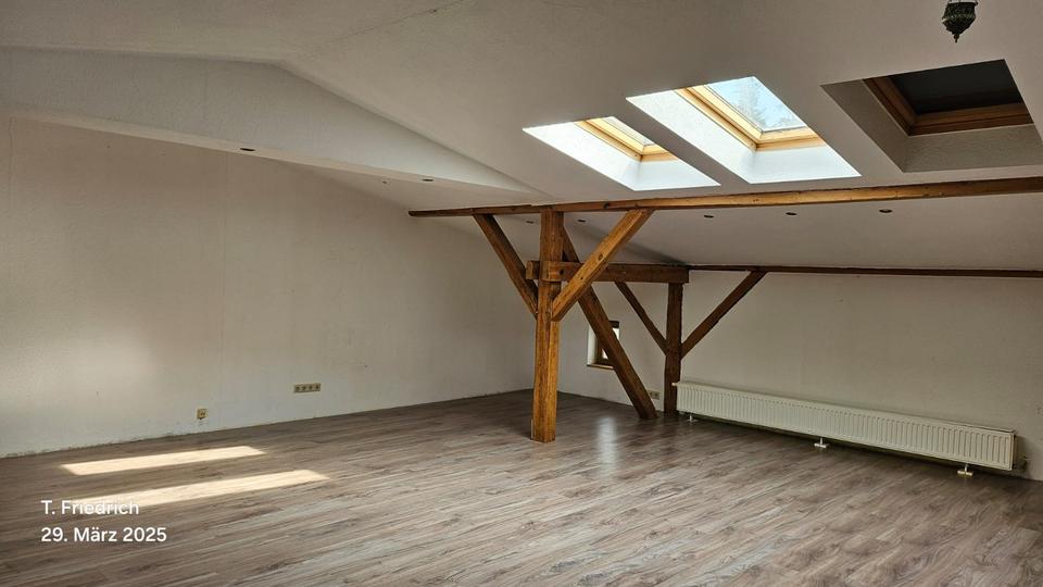 Doppelhaushälfte Lebus - 6 Zimmer, 210 m&sup2;, 159.000&euro; | Angebot:27086797