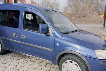 Opel Combo 218.891 km 1.250 &euro; Greußen 99718