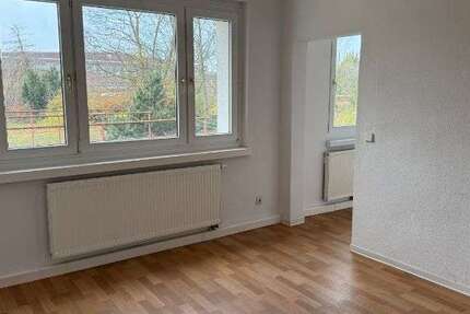 Wohnung Dessau-Roßlau Roßlau - 1 Zimmer, 25 m&sup2;, 358&euro; | Angebot:25532668