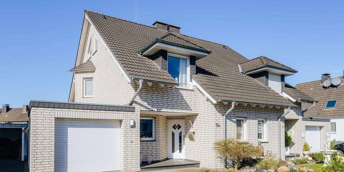 Doppelhaushälfte Bielefeld-Brackwede Brackwede - 5 Zimmer, 123 m&sup2;, 465.000&euro; | Angebot:25897708