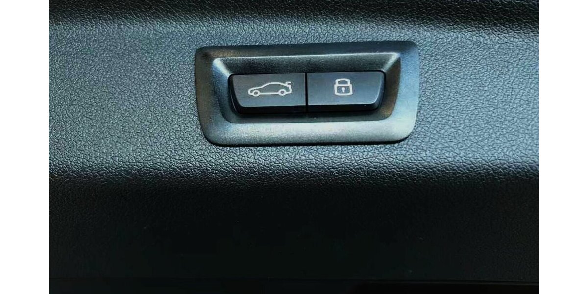 BMW X1 20d x-Line AHK,Leder,Kamera,Abstandstempomat 17.900 km 41.290 &euro; Landshut 84030