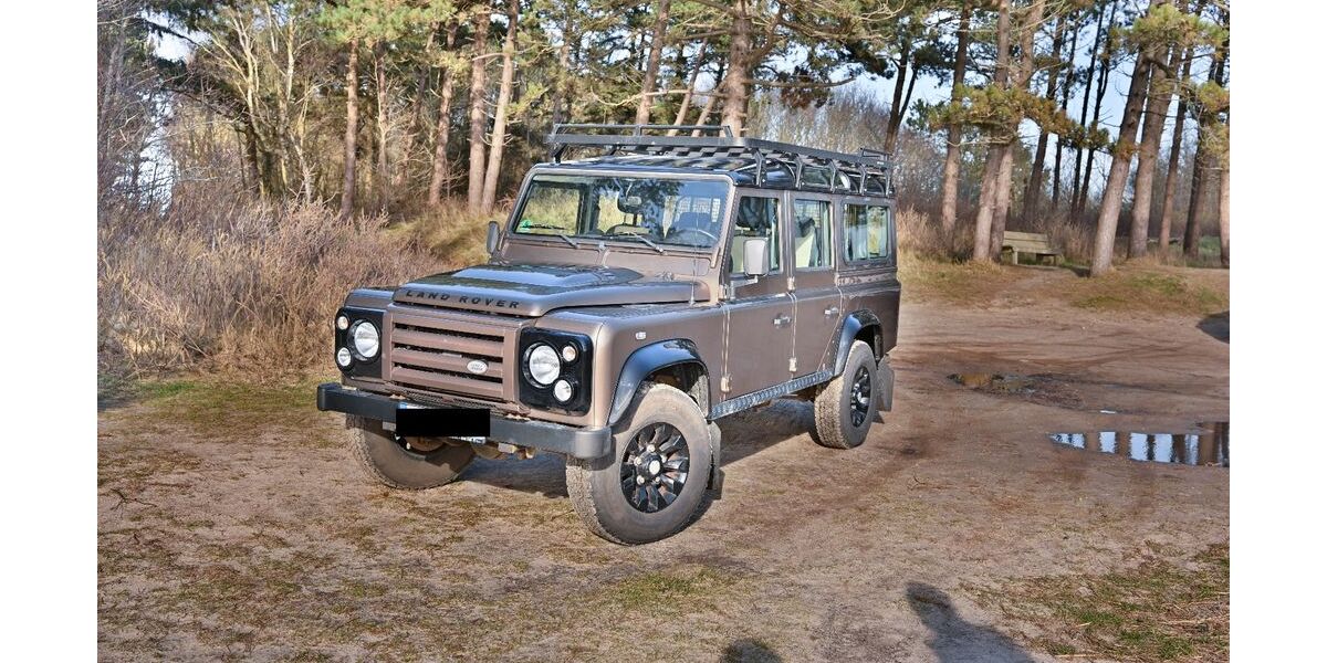 Land Rover Defender 134.741 km 36.500 &euro; Wrixum 25938