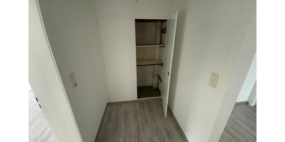 Etagenwohnung Plettenberg - 3 Zimmer, 77 m&sup2;, 529&euro; | Angebot:26194324