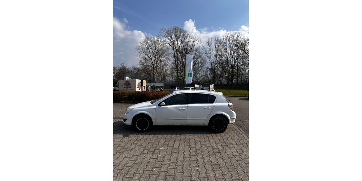 Opel Astra 205.000 km 1.250 &euro; Bad Krozingen 79189