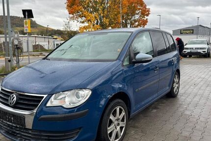 VW Touran 225.000 km 1.990 € Großbottwar 71723