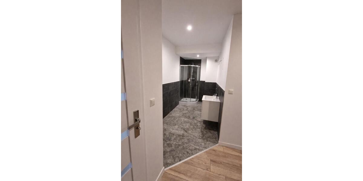 Haushälfte Top Renoviert - Haustiere und Familien willkommen 4 zimmer