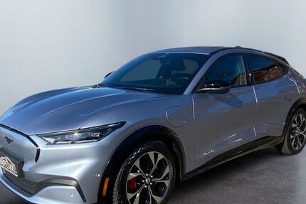 Ford Mustang Mach-E 23.630 km 37.180 &euro; Stendal 39576