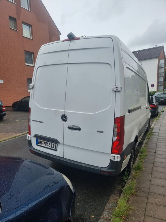 Mercedes-Benz Sprinter 115.000 km 29.500 € Hamburg 22111