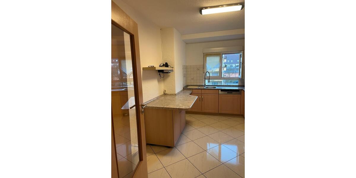 Etagenwohnung Waldkirch - 5 Zimmer, 91 m&sup2;, 1.350&euro; | Angebot:26384414