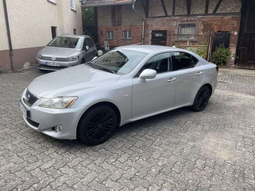 IS 220d