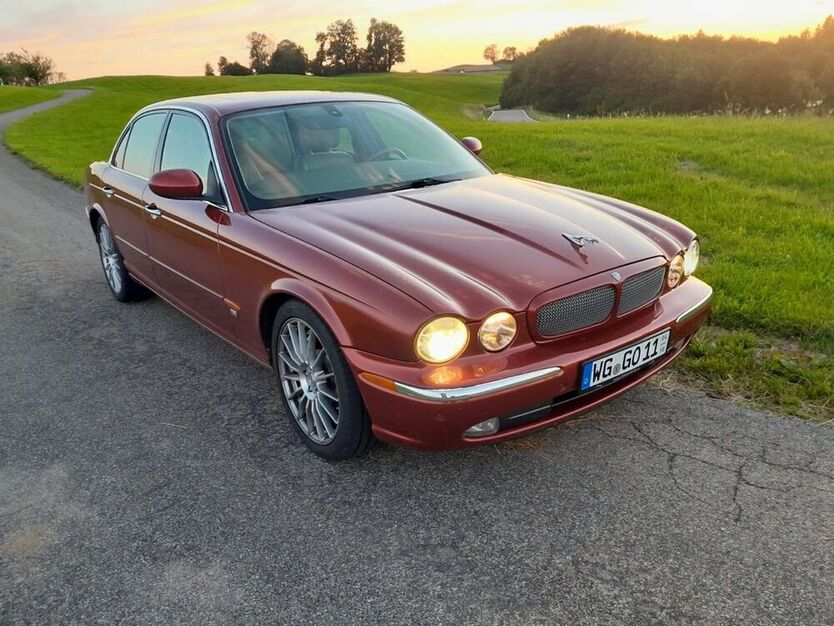 XJR