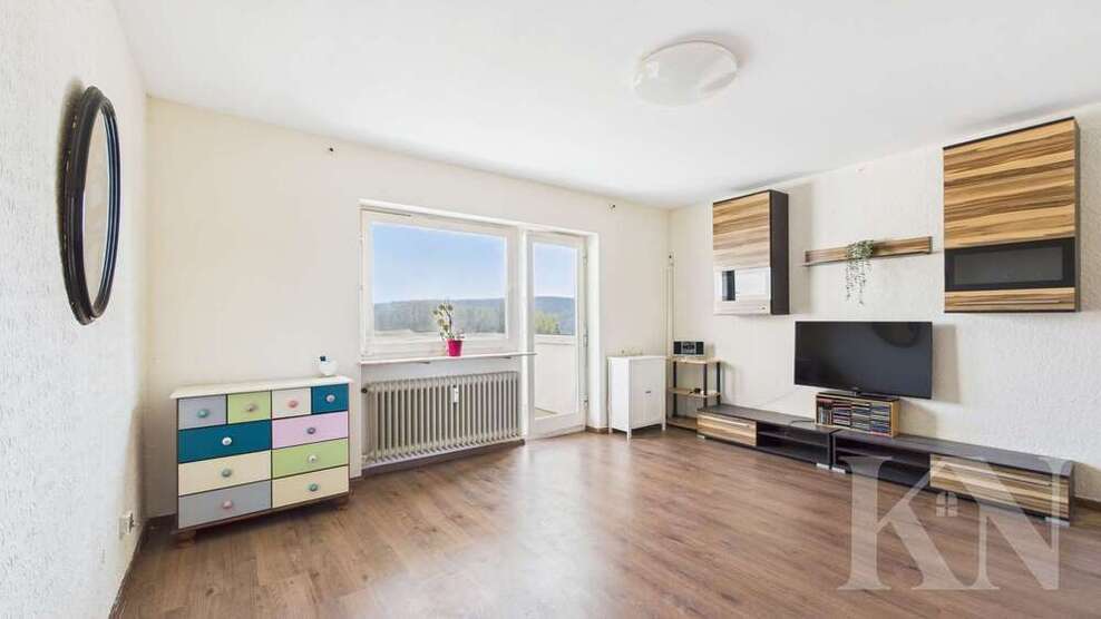 Wohnung zum Kaufen in Saarbrücken 57.500 € 27.85 m²
