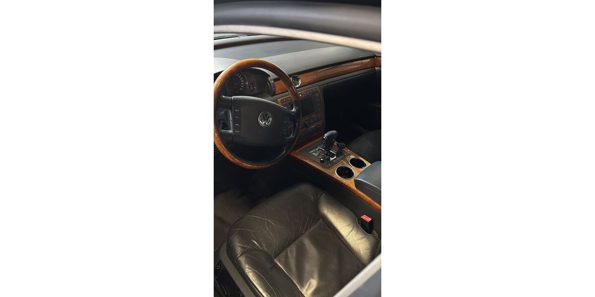 VW Phaeton 179.000 km 2.150 € Worms 67551