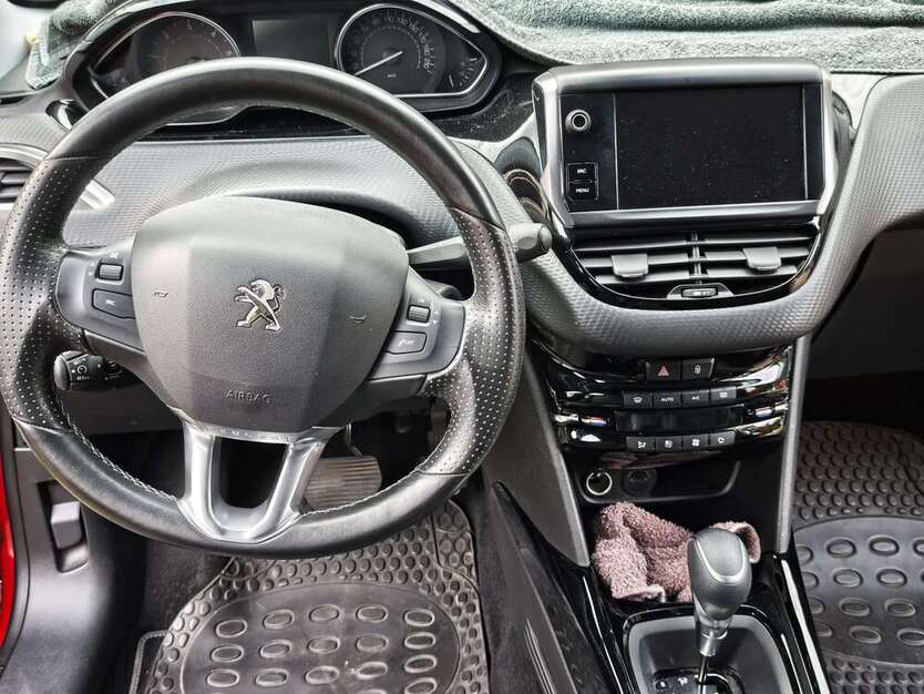 Peugeot 2008 66.500 km 13.490 € Erding 85435