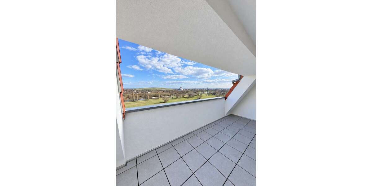 Etagenwohnung Magdeburg Nordwest - 4 Zimmer, 136 m&sup2;, 1.800&euro; | Angebot:27348097