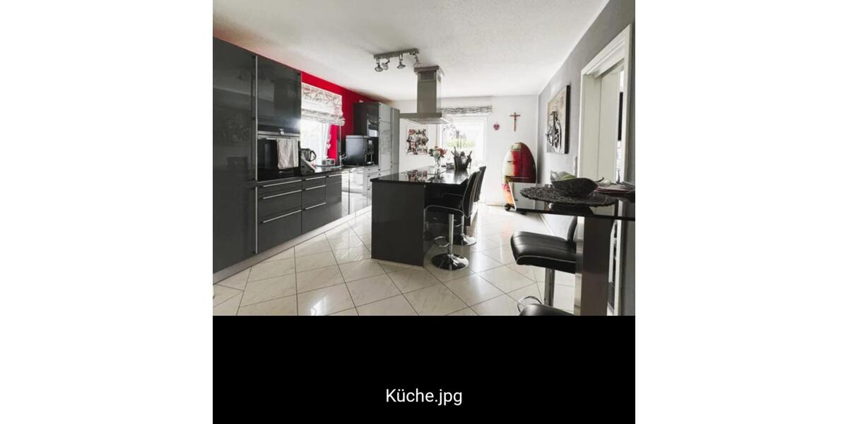 Einfamilienhaus Alteglofsheim - 12 Zimmer, 465 m&sup2;, 3.950&euro; | Angebot:24643423