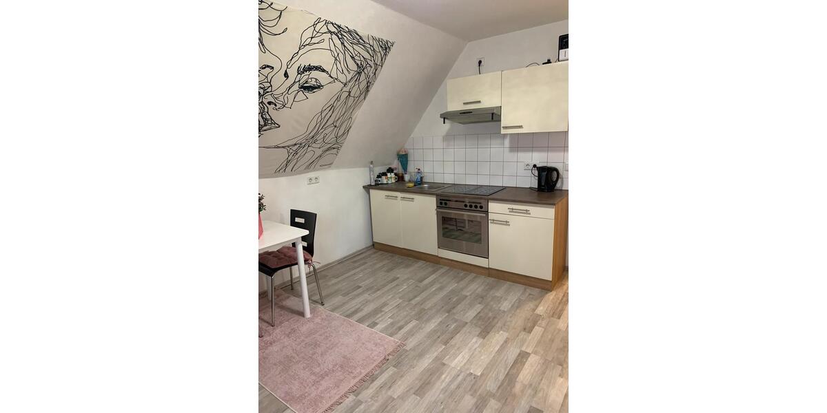 Dachgeschoßwohnung Hattingen - 2.5 Zimmer, 45 m&sup2;, 415&euro; | Angebot:25541379