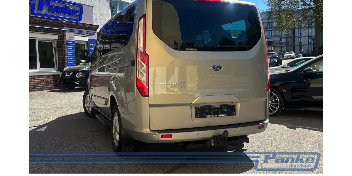 Ford Tourneo Custom 300 L1 Titanium*8Sitz*AHK*SHZ*NAV 100.000 km 19.990 &euro; Berlin 13187