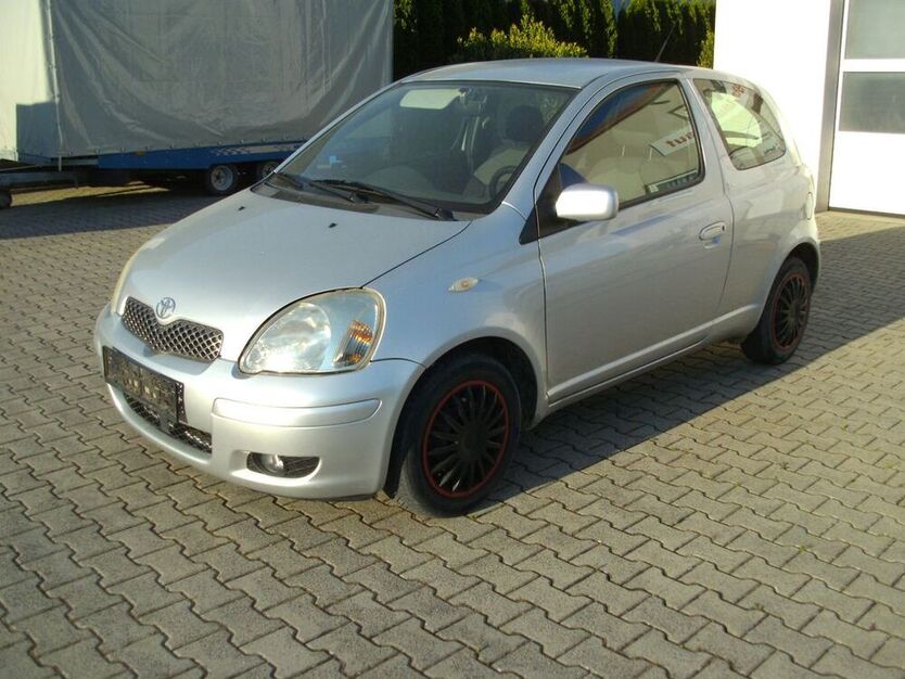 Yaris