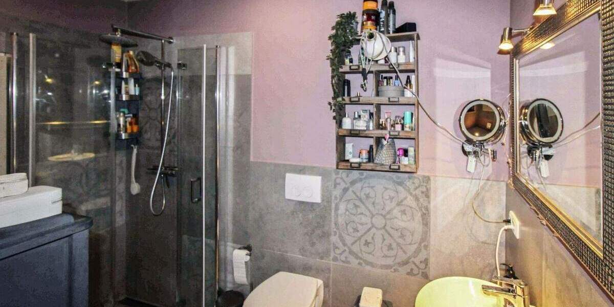 Exklusive Gewerbe- und Wohnimmobilie in Kappeln: Wohnen und Arbeiten in Perfektion 8 zimmer