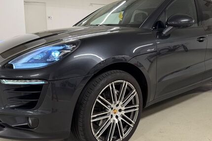 Porsche Macan 202.000 km 25.900 &euro; Marburg 35043