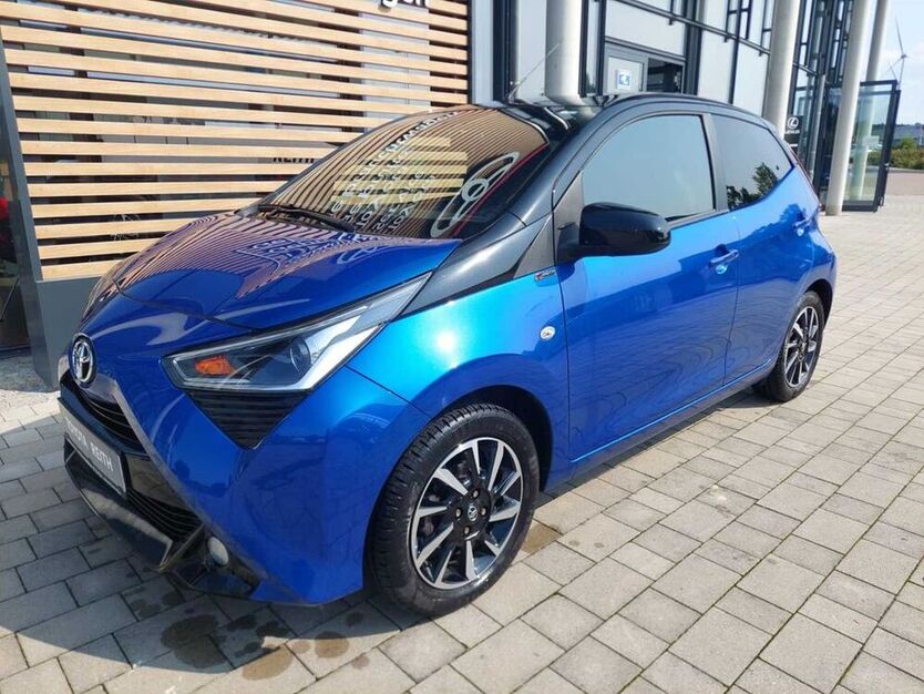 Aygo (X)