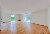 ELVIRA - Neutrudering, moderne und hochwertige 2,5-Zimmer-Wohnung mit einem sonnigen und privaten Südostgarten