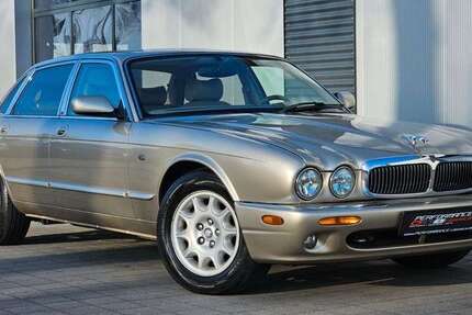 Jaguar XJ8 74.500 km 19.990 &euro; Melle 49328