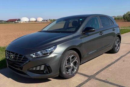 Hyundai i30 57.000 km 16.700 &euro; Obermichelbach 90587