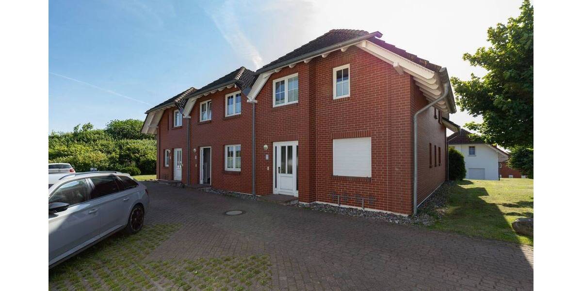 Etagenwohnung Sagard Neddesitz - 2 Zimmer, 78 m&sup2;, 195.000&euro; | Angebot:26188089
