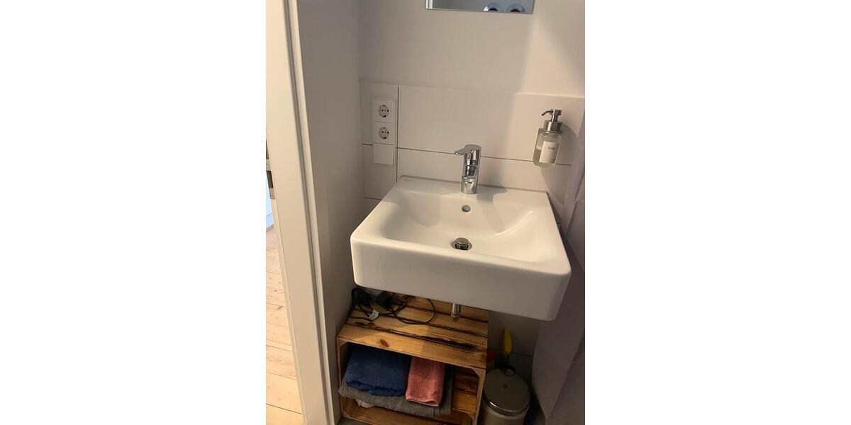 Wohnen auf Zeit Köln Ehrenfeld - 1 Zimmer, 22 m&sup2;, 1.200&euro; | Angebot:26409429