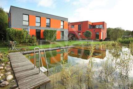 Haus zum Kaufen in Dänischenhagen 1.350.000 € 204 m² 5 zimmer