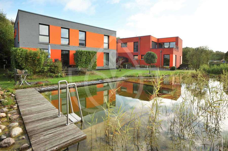 Haus zum Kaufen in Dänischenhagen 1.350.000 € 204 m² 5 zimmer