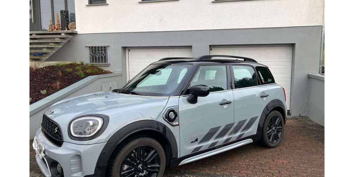 Mini Cooper SE Countryman 48.000 km 27.950 &euro; Holler 56412