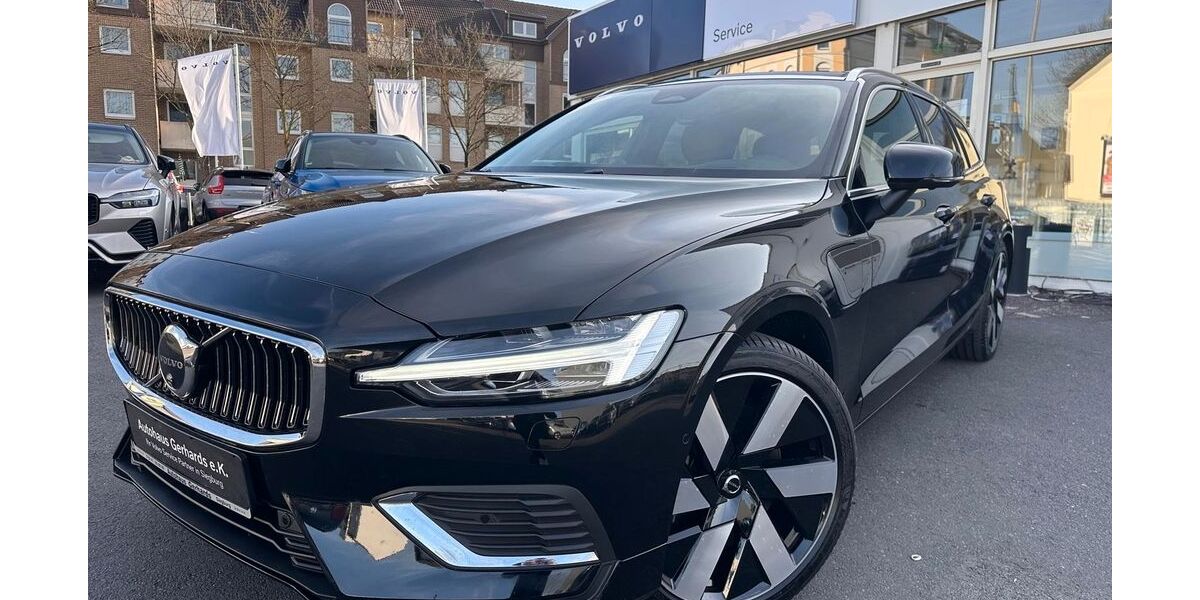 Volvo V60 24.121 km 46.666 &euro; Siegburg 53721