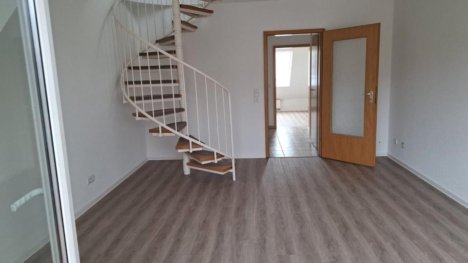 Dachgeschoßwohnung Magdeburg Brückfeld - 3.5 Zimmer, 86 m&sup2;, 605&euro; | Angebot:26278443