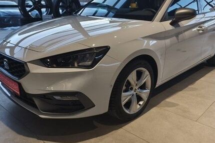 Seat Leon 22.116 km 28.650 &euro; Riedenburg 93339