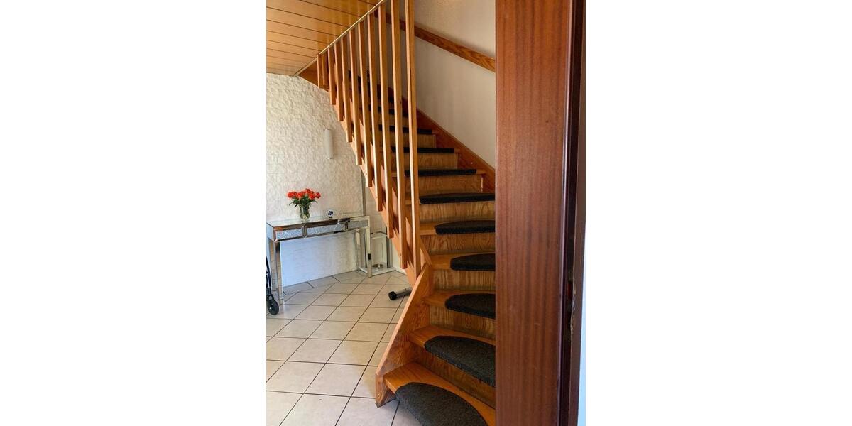 Reihenhaus Kaltenkirchen - 7 Zimmer, 125 m&sup2;, 2.000&euro; | Angebot:26164411