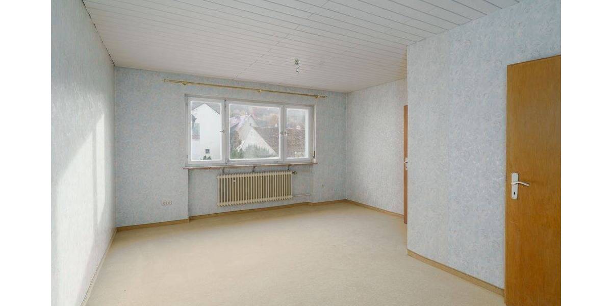 Mehrfamilienhaus, Wohnhaus Karlstadt / Gambach Gambach - 8 Zimmer, 154 m&sup2;, 299.900&euro; | Angebot:24033323