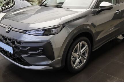 VW T-Roc 1.010 km 41.450 &euro; Holzminden 37603