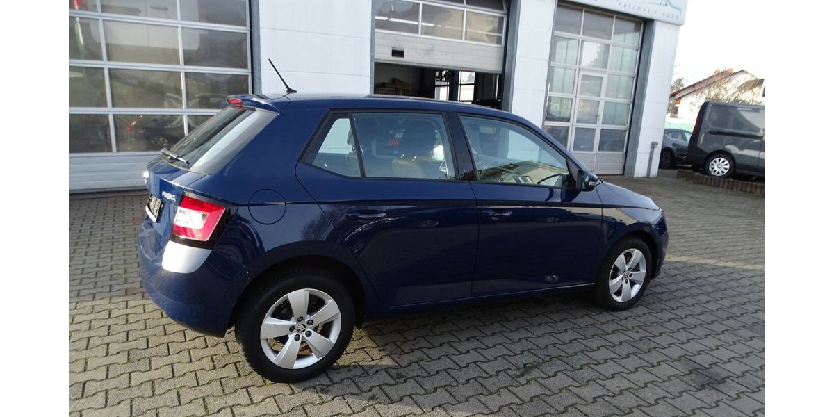 Skoda Fabia 1,2l TSI Style, DSG, Klima, Sitzheizung 44.854 km 11.990 &euro; Rodgau 63110