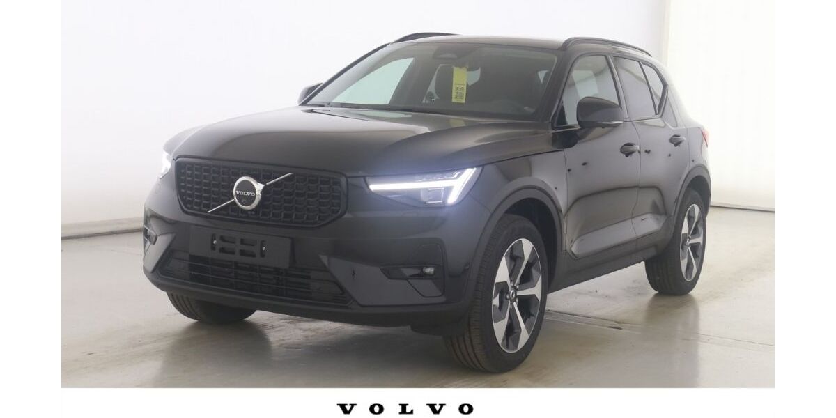 Volvo XC40 16.900 km 38.990 &euro; Neutraubling 93073