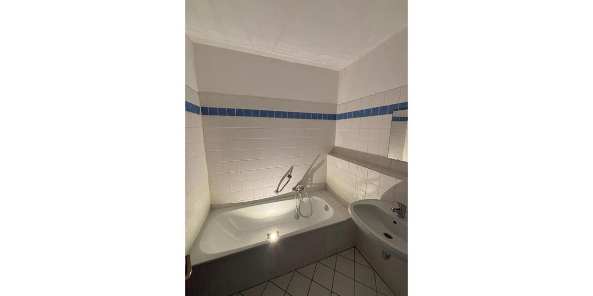 Erdgeschoßwohnung Kirn - 4 Zimmer, 88 m&sup2;, 600&euro; | Angebot:25306412